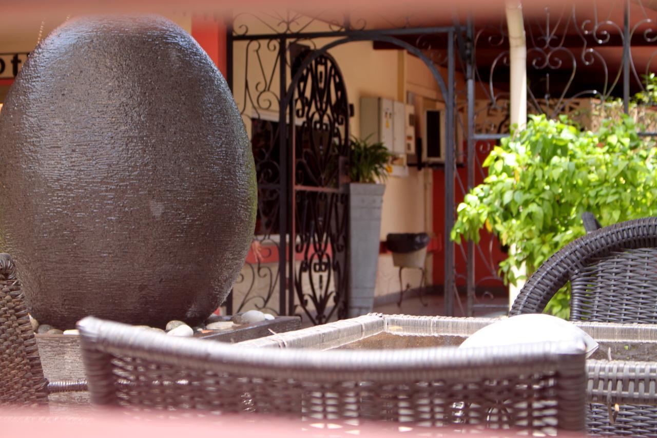 Hotel Chez Jimmy Port-Gentil Exterior foto